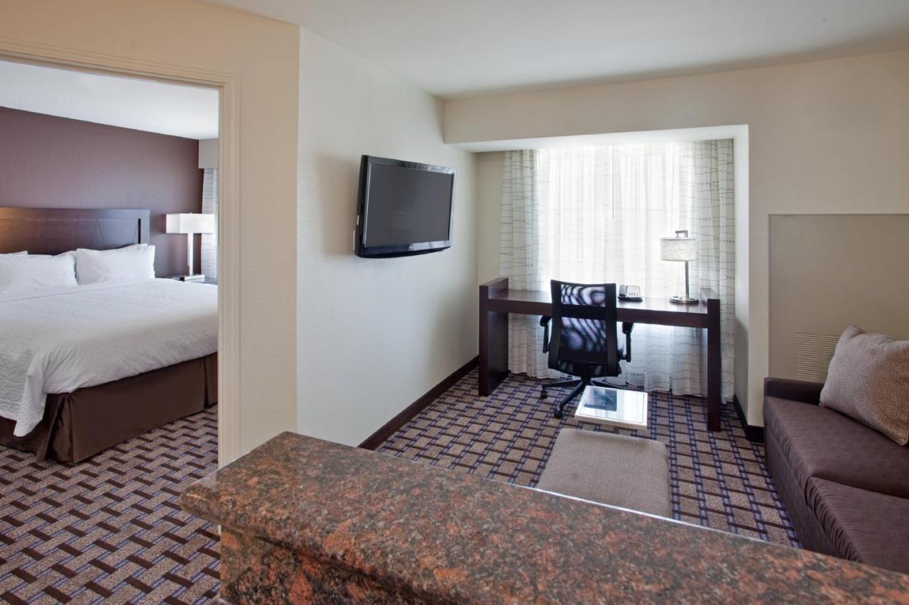 Residence Inn Одесса Экстерьер фото