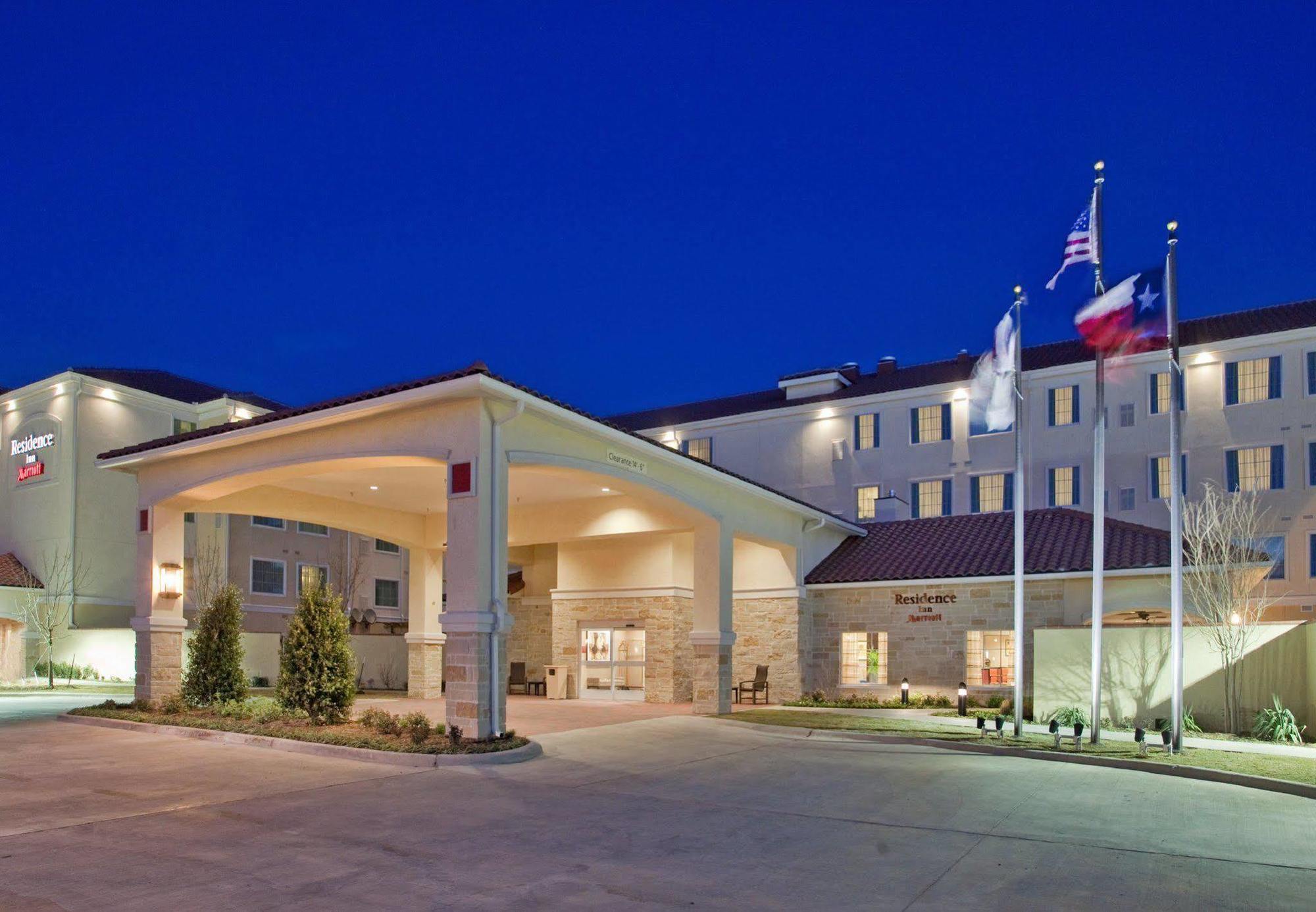 Residence Inn Одесса Экстерьер фото